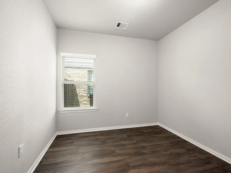 7446 French Quarter Ct — Photo 12