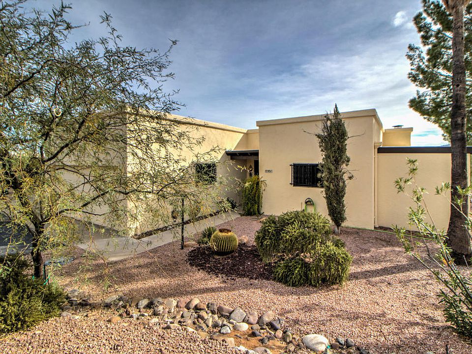 1st image of 951 W Camino Guarina