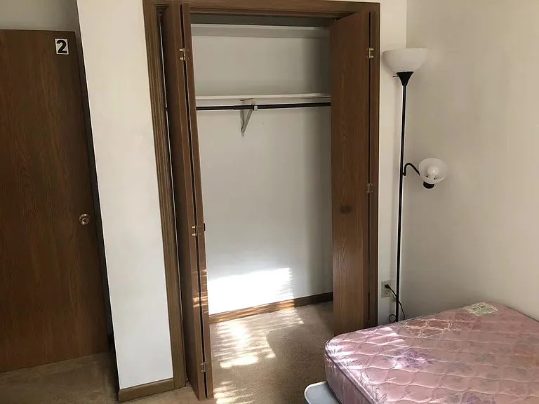 1918 Weaver St #4 — Photo 6