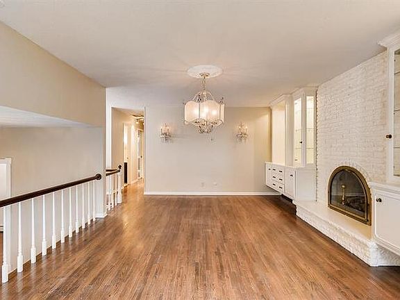 4th image of 2116 Greenbrier St