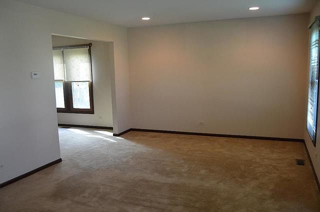 2nd image of 4325 Lombardy Ln