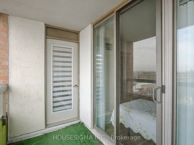 9 Northern Heights Dr #711 — Photo 19