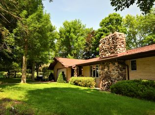 W11190 Lake Rd, Randolph, WI 53956
