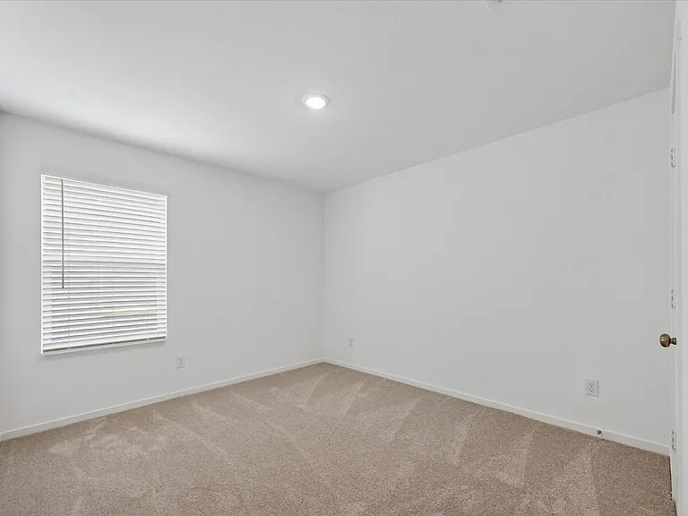 1516 Prince Rd — Photo 15