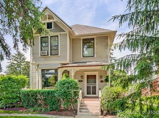 724 Warrenville Rd, Wheaton, IL 60189