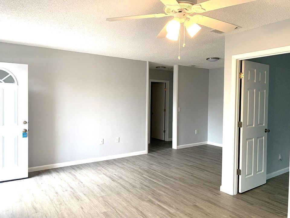 73 Boundary Blvd APT B, Rotonda West, FL 33947 | Zillow