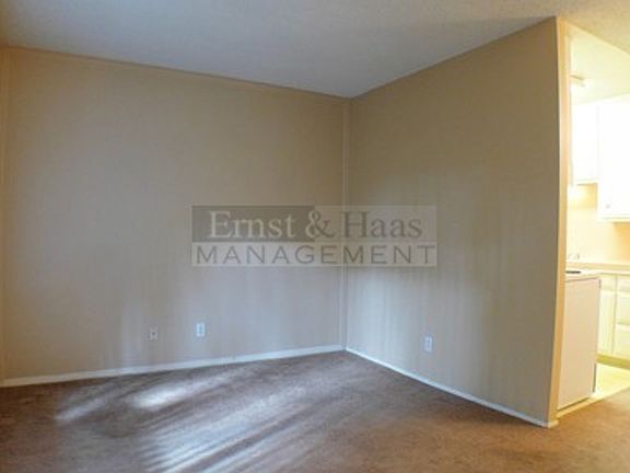 4th image of 237 Kennebec Ave APT 9