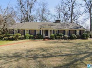 3329 Faring Rd, Mountain Brook, AL 35223