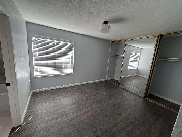 3512 Balmont St — Photo 34