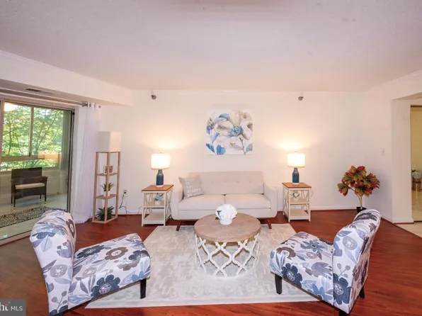 14805 Pennfield Cir APT 206, Silver Spring, MD 20906