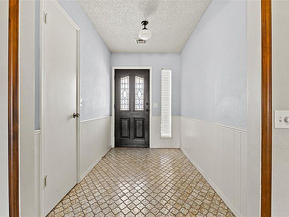4th image of 122 Randolph Rd