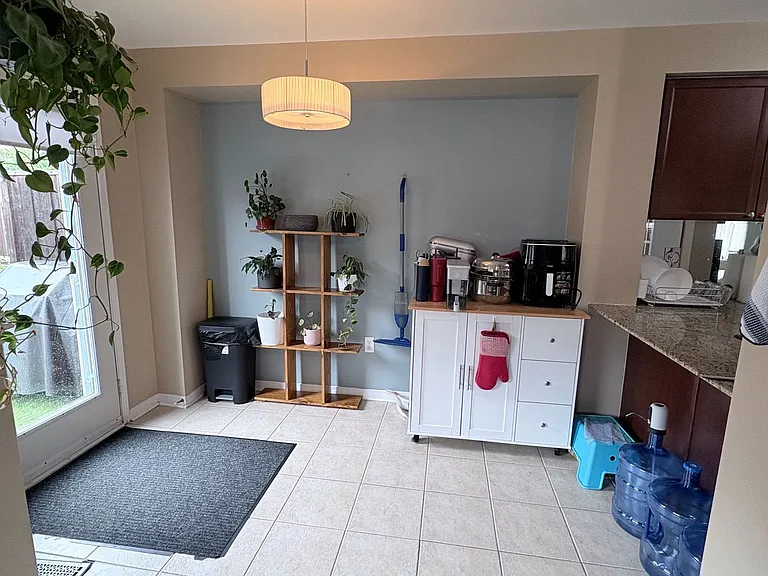 26 Atlantis Dr — Photo 8
