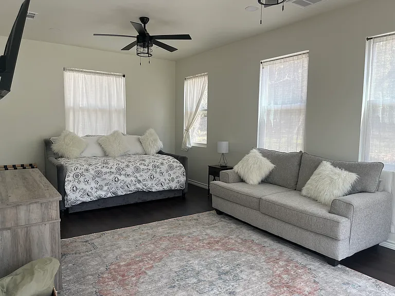 1840 Skyline Dr — Photo 14