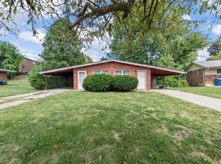 14 Cunningham Ct, Saint Charles, MO 63301