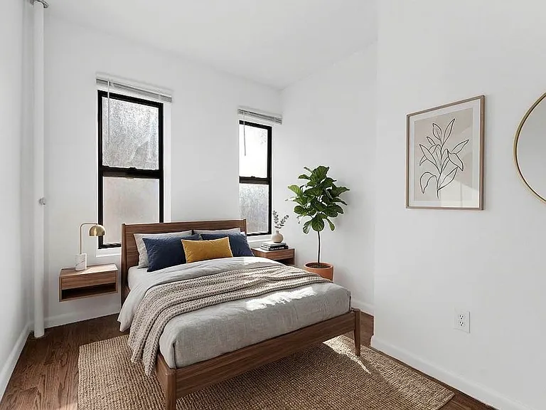 207 Madison St #17 — Photo 4