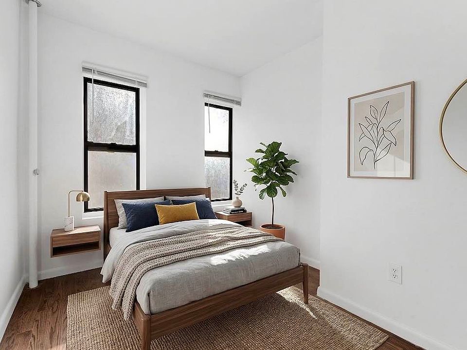 2nd image of 564 Hudson St APT 6