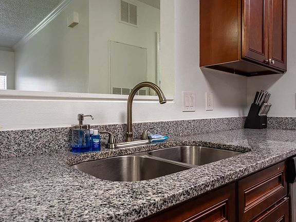 2nd image of 830 Carolina Cove Dr #772G