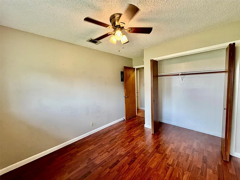 12317 Willow Wild Dr #B — Photo 14