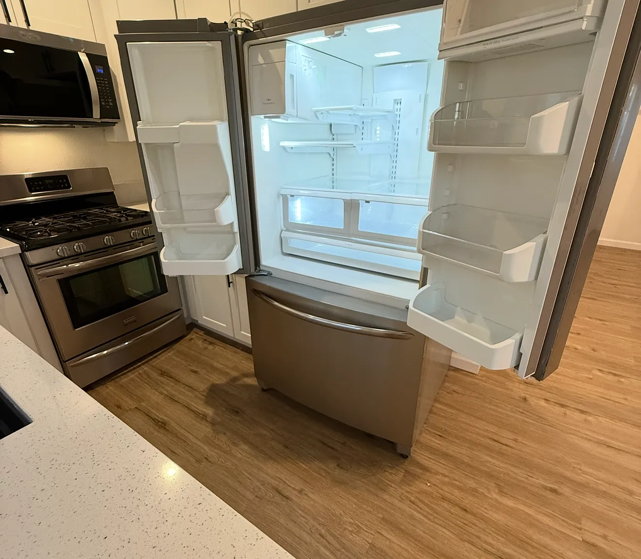 Studio, 500 sqft, $1,450 — Photo 2