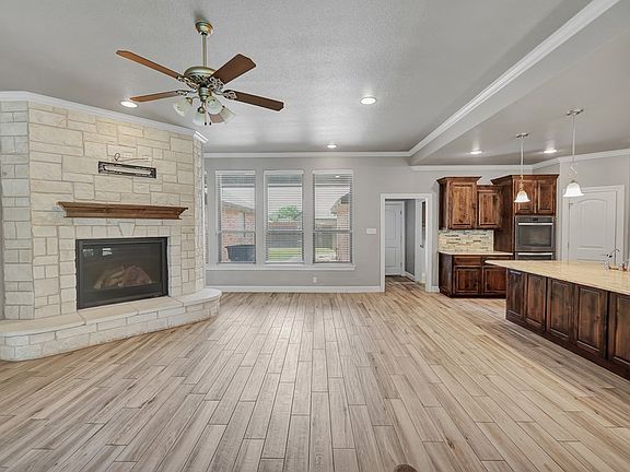 4th image of 5907 Frio Dr