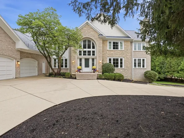 3 Hillburn Ct, North Barrington, IL 60010