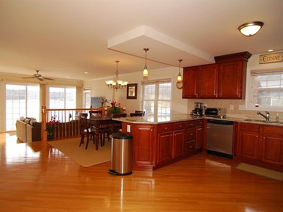 2nd image of 104 Randolph Ave