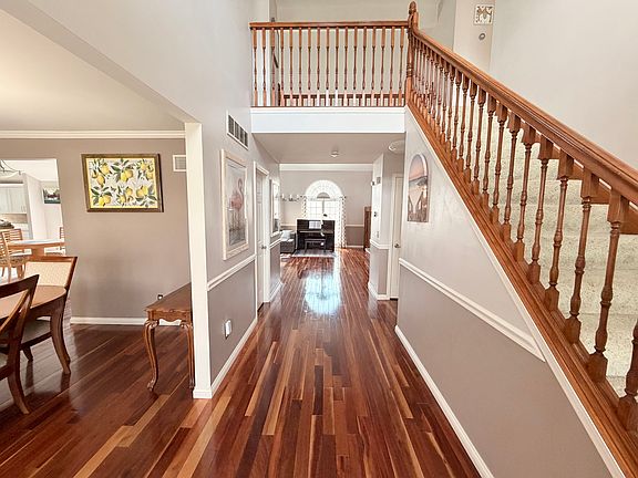 3rd image of 1556 Englebrook Dr