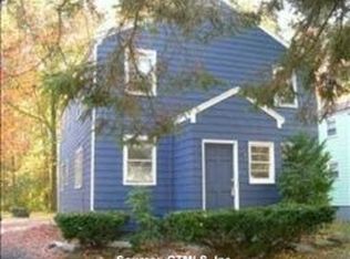 291 Rockwell Ave, Bloomfield, CT 06002