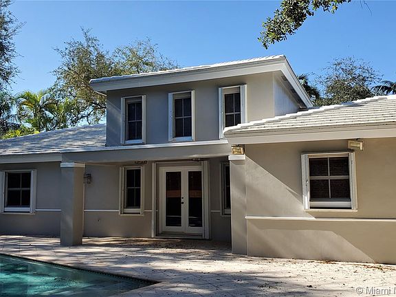 3rd image of 7601 SW 150th Ter