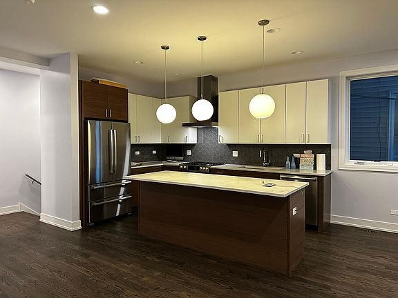 2nd image of 1217 N California Ave #1E