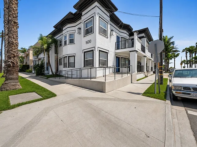 1600 E Ocean Blvd #8 — Photo 10