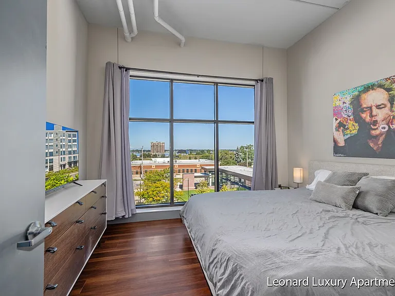 The Leonard Luxury Apartments — Photo 53