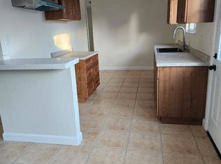 1300 W Channel Islands Blvd, Oxnard, CA 93033