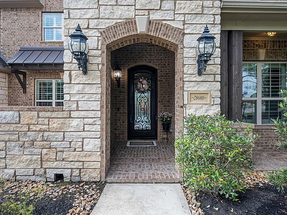 4th image of 28680 Clear Woods Dr