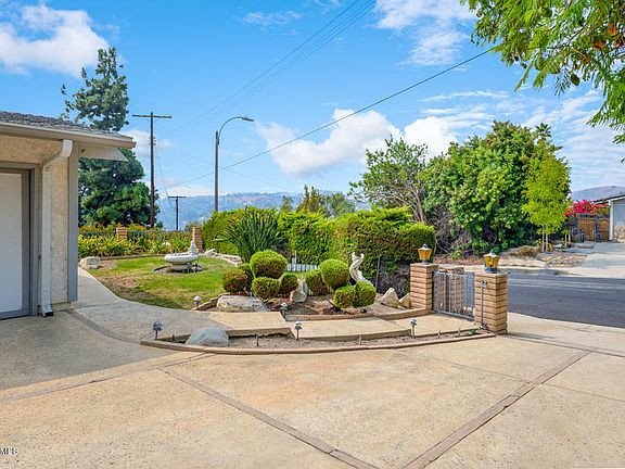 4th image of 7132 Scarborough Peak Dr
