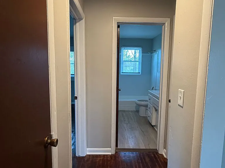 6111 Laurel Hall Dr — Photo 31
