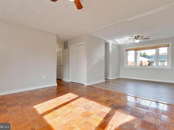 2nd image of 4518 Sturbridge Pl