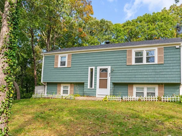 64 Hillside Dr, Plymouth, MA 02360