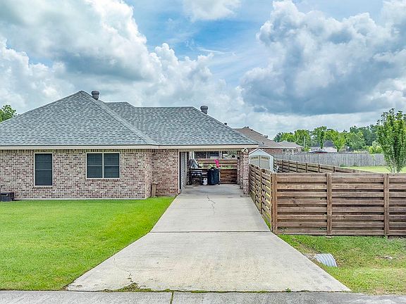 5th image of 173 Casa Dr