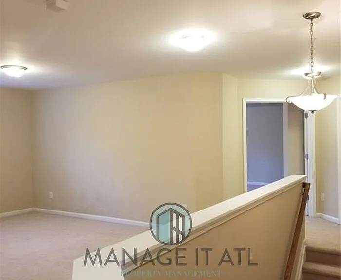 3673 Fallen Oak Dr — Photo 30