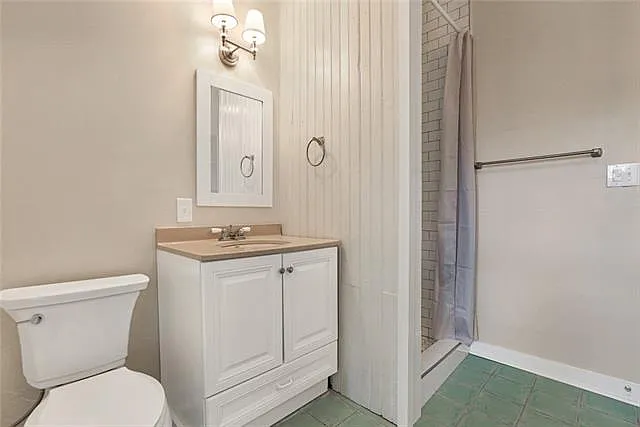 708 Louisa St #E — Photo 9