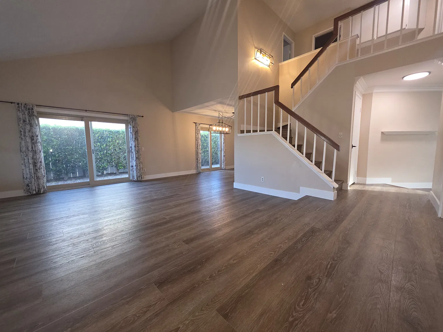 4 bed, 2190 sqft, $4,750 — Photo 4