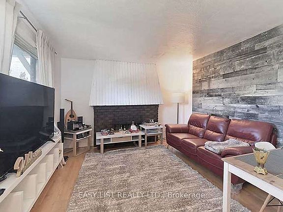3rd image of 777 Birchmount Rd