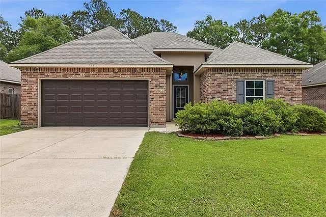 116 Meadow Spring Pl — Photo 1