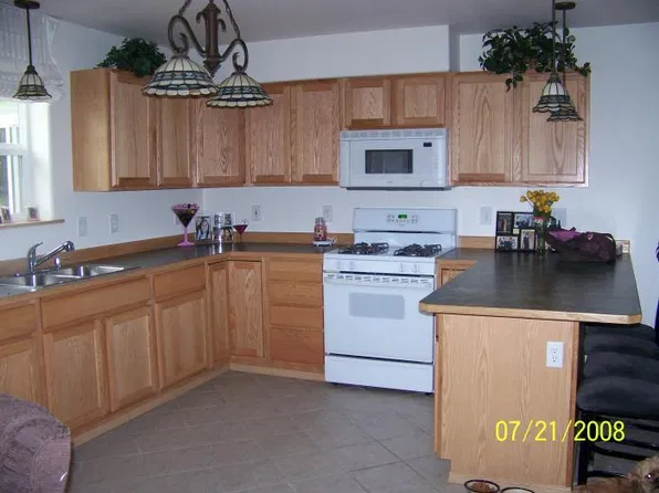 2195 Mavencamp Cir, North Pole, AK