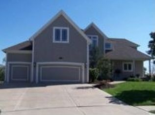 25905 W 150th Ter, Olathe, KS 66061