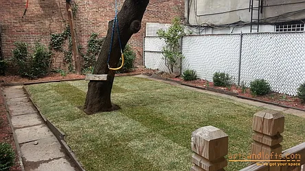 Rented by aptsandlofts.com