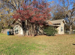 101 W Texas St, Denison, TX 75021