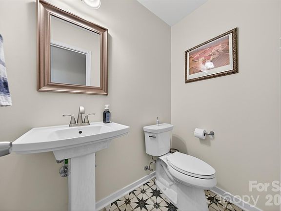 5th image of 9018 Saint Lucia Ln