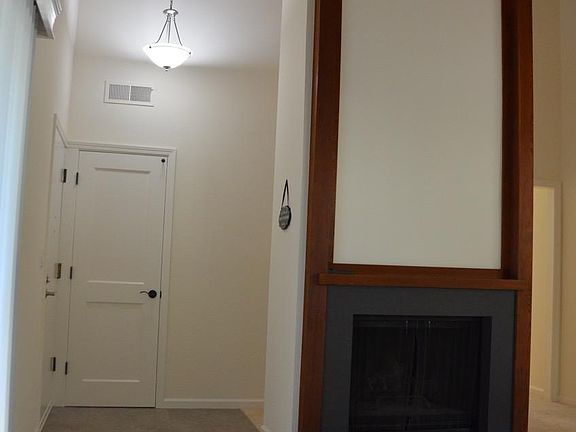 3rd image of 19207 Vineyard Ln